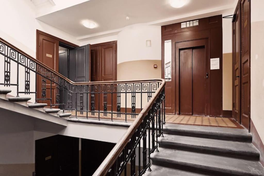 Central & Functional Studio Riga Bagian luar foto