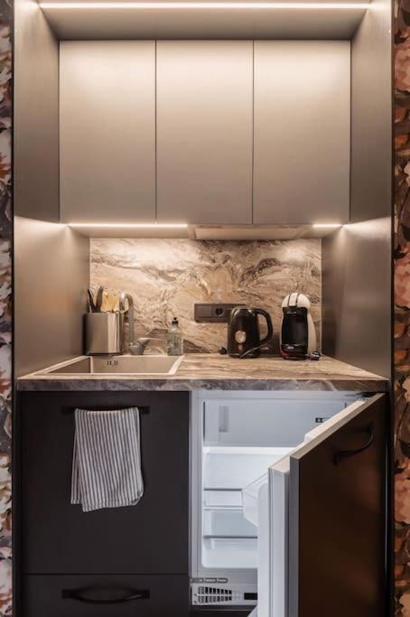 Central & Functional Studio Riga Bagian luar foto